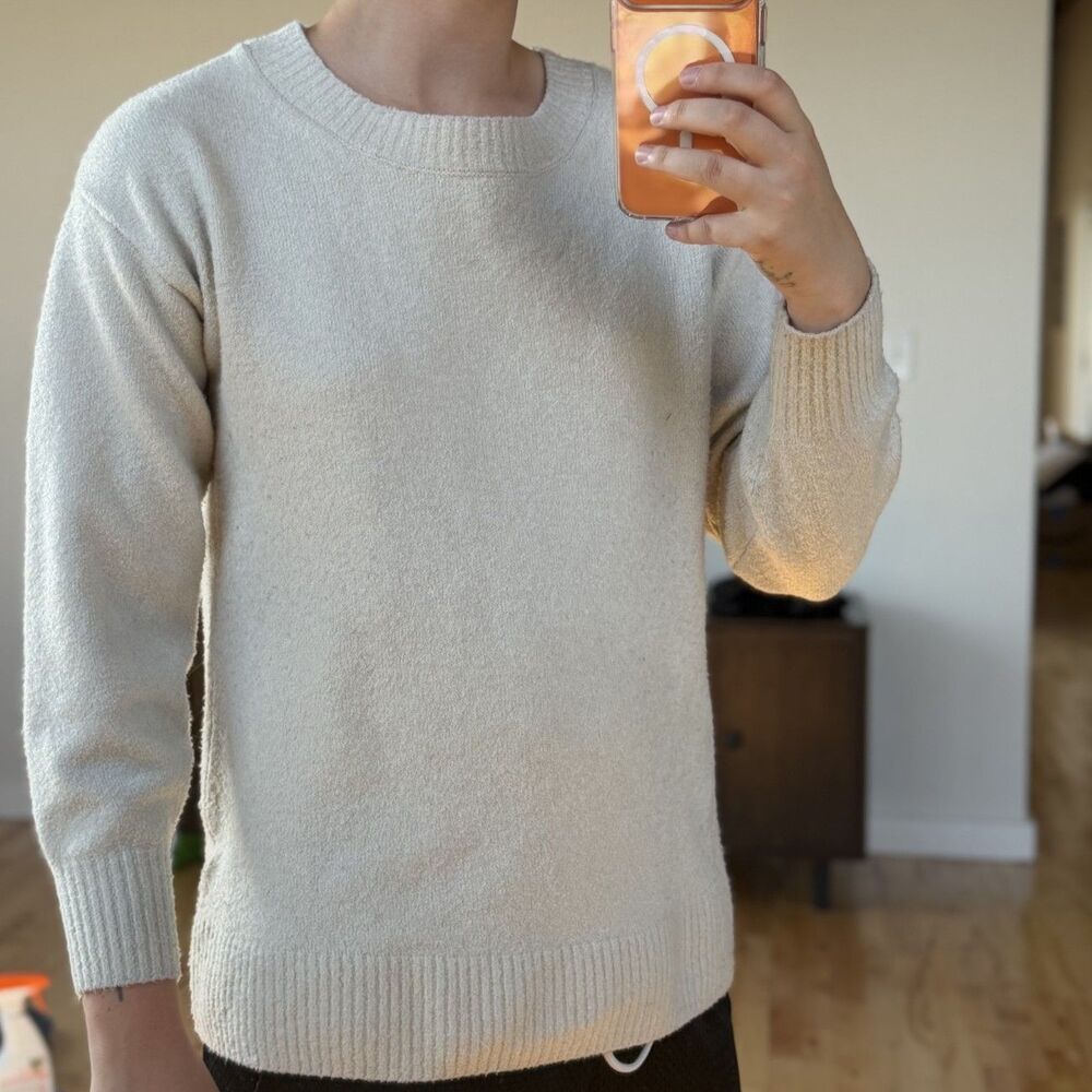 GAP Soft Knit Sweater Cream - Cozy Minimalist
